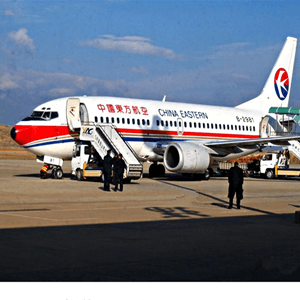 锦州航空空运航空快运业稳步发展的原因是什么？